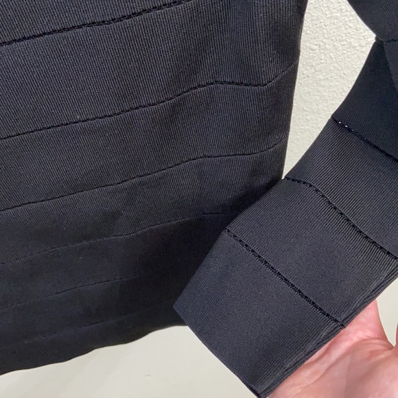 KAREN MILLEN, Pointelle Off-the-Shoulder Sweater - Picture 6 of 8